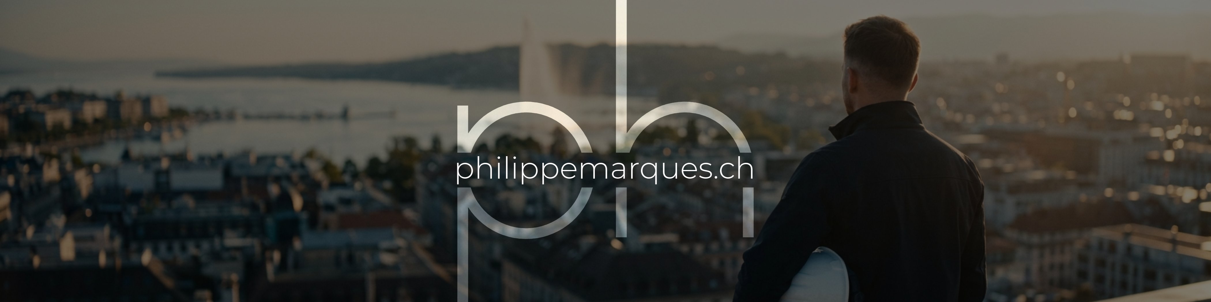 Philippe Marques sur les toits de Genève — vue panoramique avec le jet d'eau